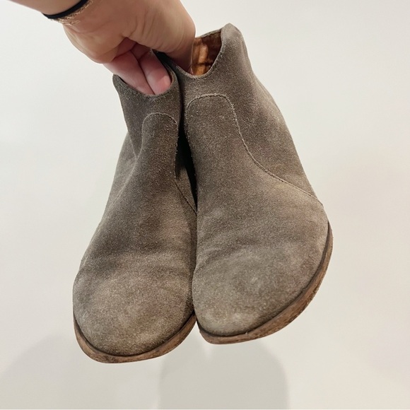 Frye Nora Zip Ankle Heeled Booties - Picture 3 of 14